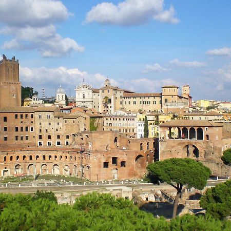 Roma Center Fori Imperiali Raffy'S Charming Suite ภายนอก รูปภาพ