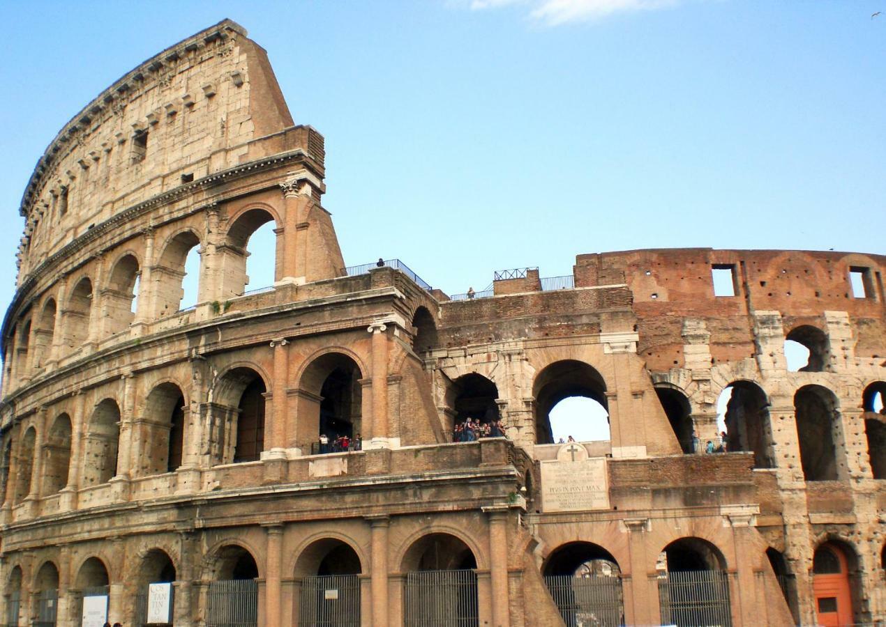 Roma Center Fori Imperiali Raffy'S Charming Suite ภายนอก รูปภาพ