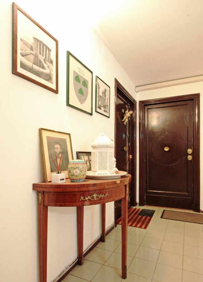Roma Center Fori Imperiali Raffy'S Charming Suite ภายนอก รูปภาพ