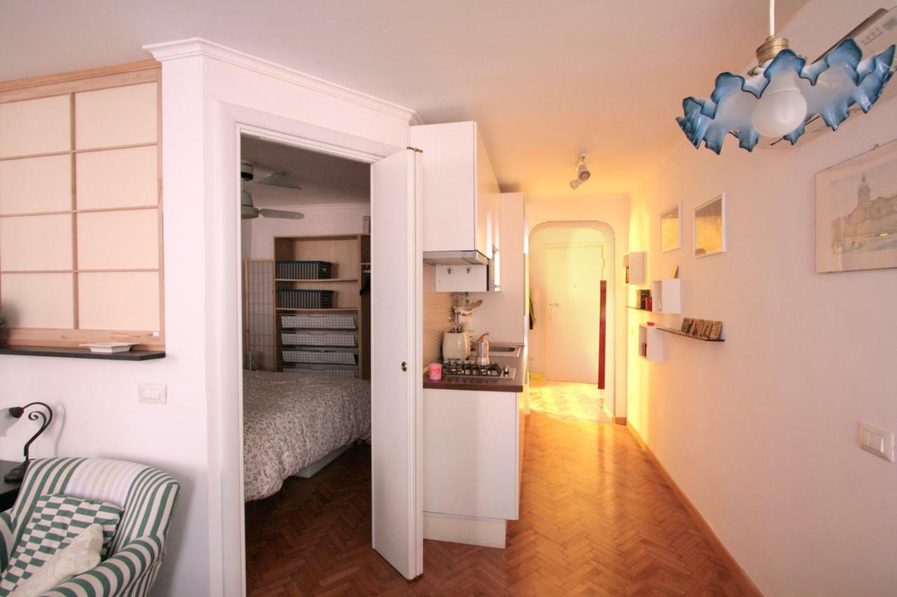 Roma Center Fori Imperiali Raffy'S Charming Suite ภายนอก รูปภาพ